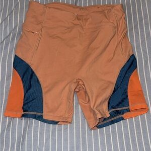 Fabletics Motion 365 Biker shorts
